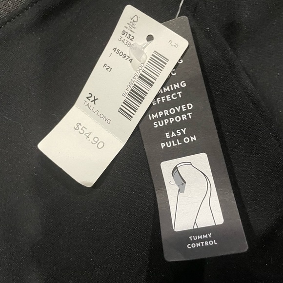 *BNWT* Reitmans Black Sculpting Leggings - Picture 2 of 2